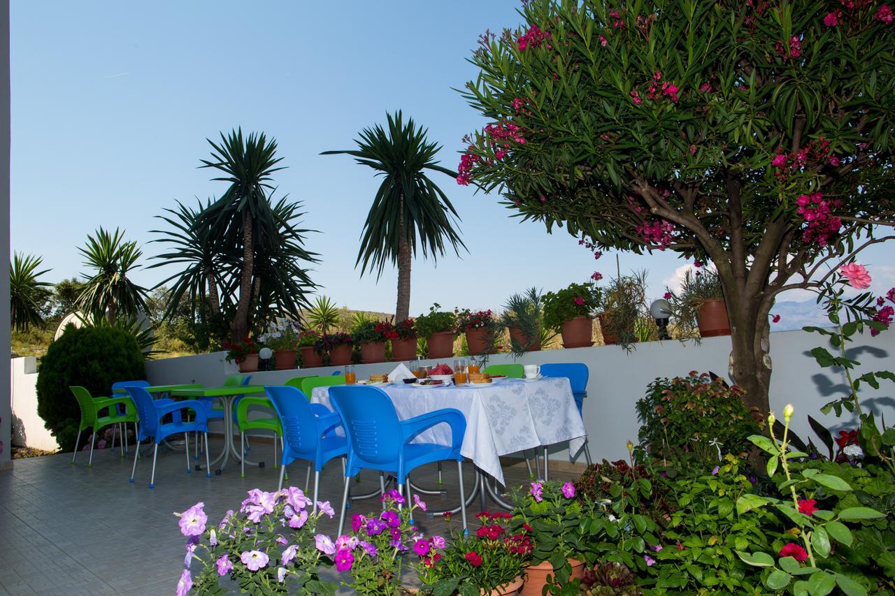 Erdeti Boutique Hotel Sarandë Exterior foto